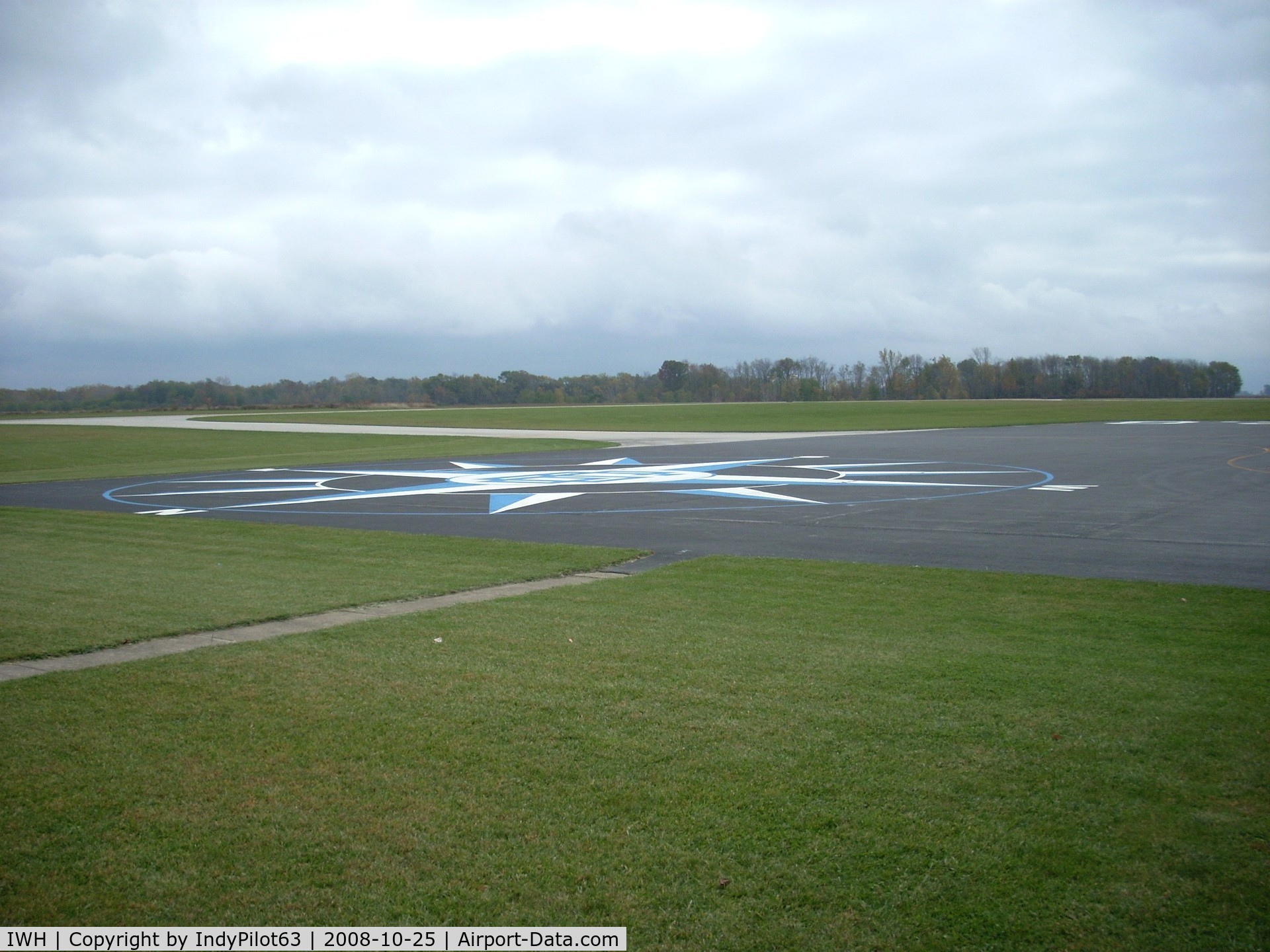 Wabash Municipal Airport (IWH) - Nicely painted compass rose