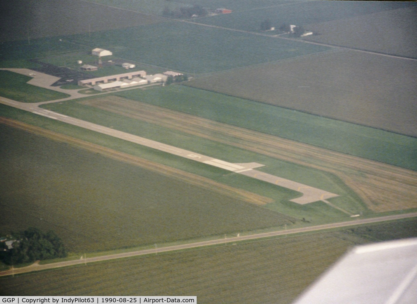 Logansport/cass County Airport (GGP) - A flight in a Piper Comanche from Speedway (now closed) to GGP