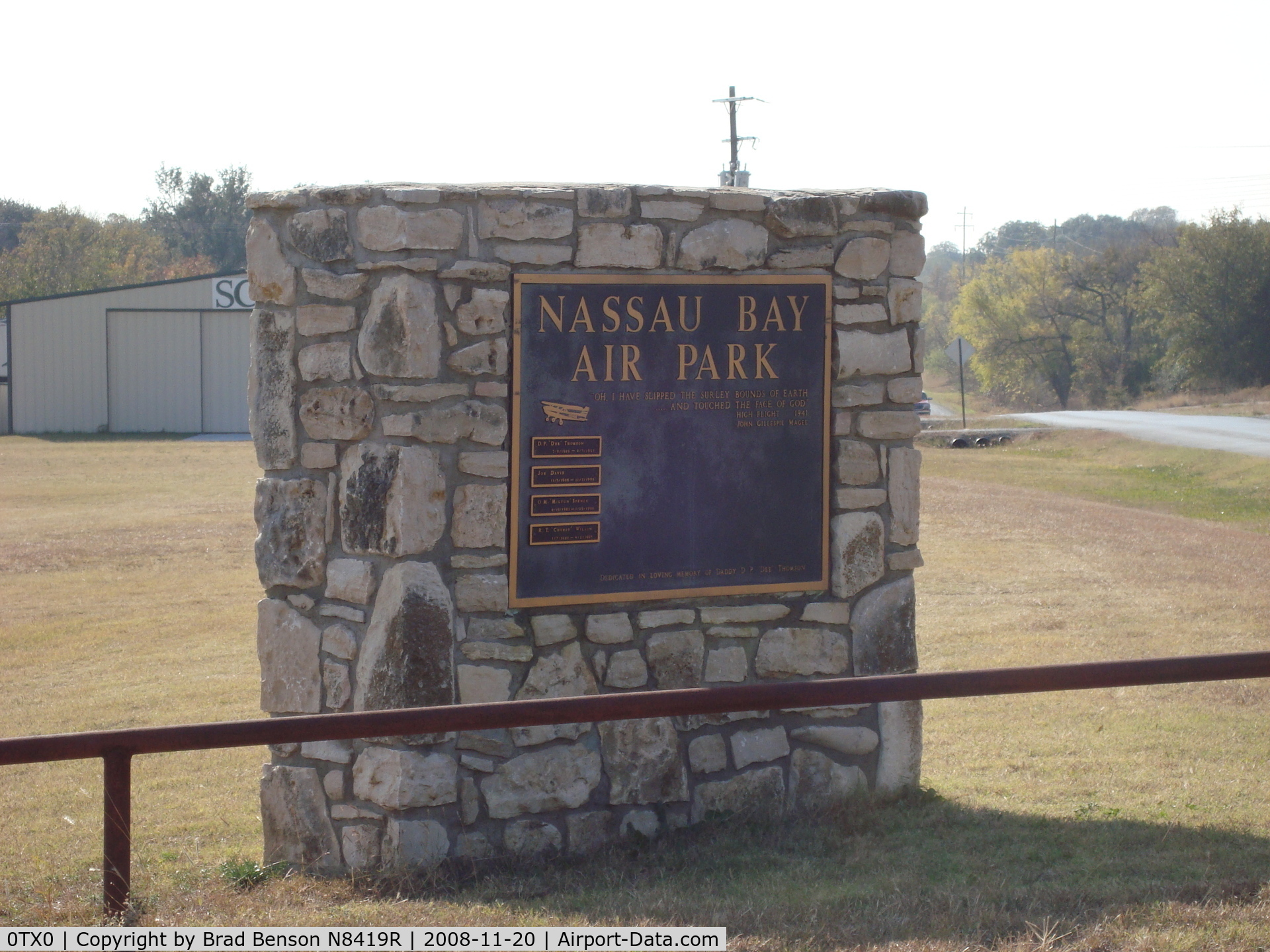 Nassau Bay Airport (0TX0) - Nassau Bay Airfield Sign