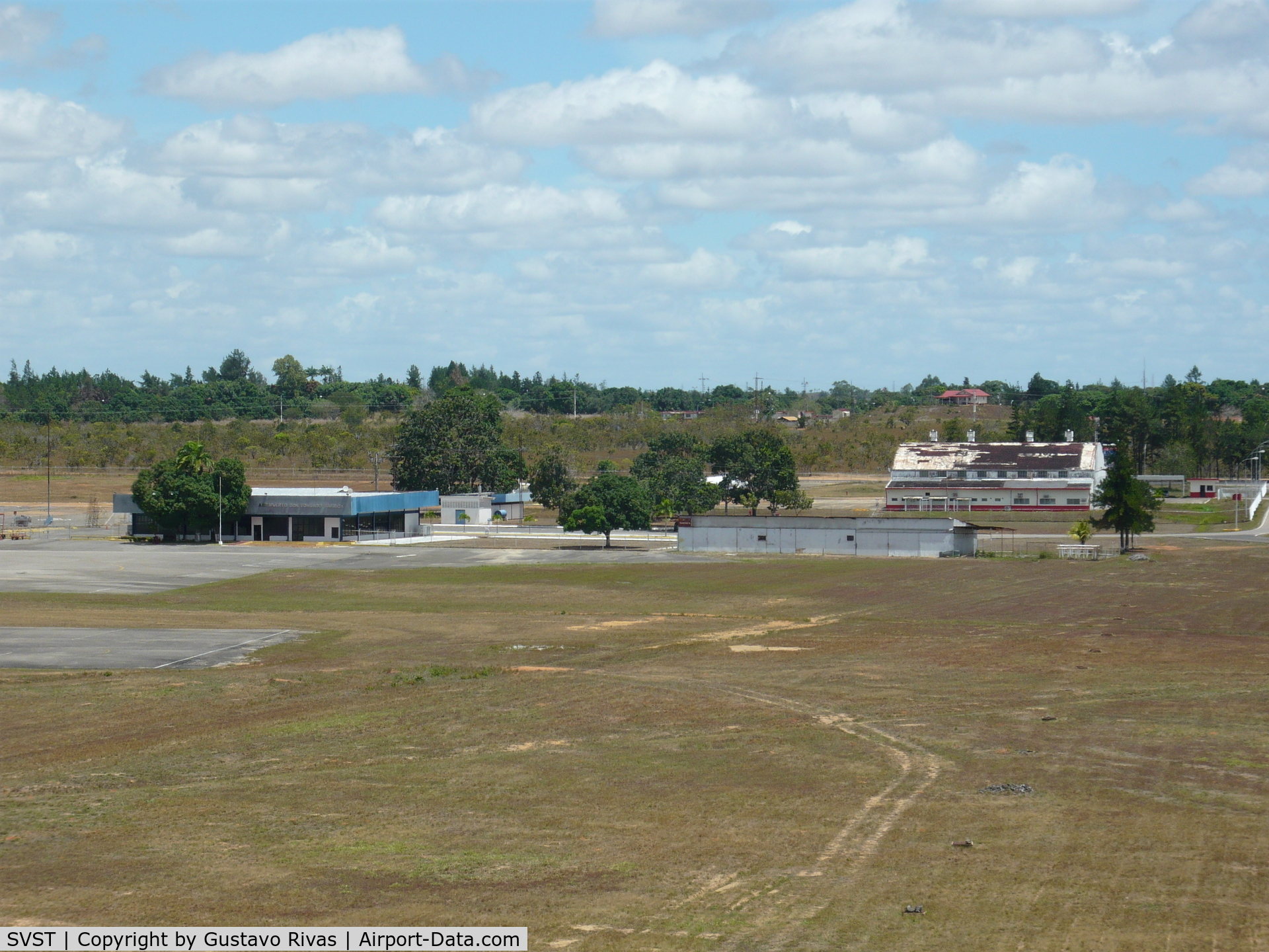 San Tomé Airport, San Tomé Venezuela (SVST) - svsa terminal
