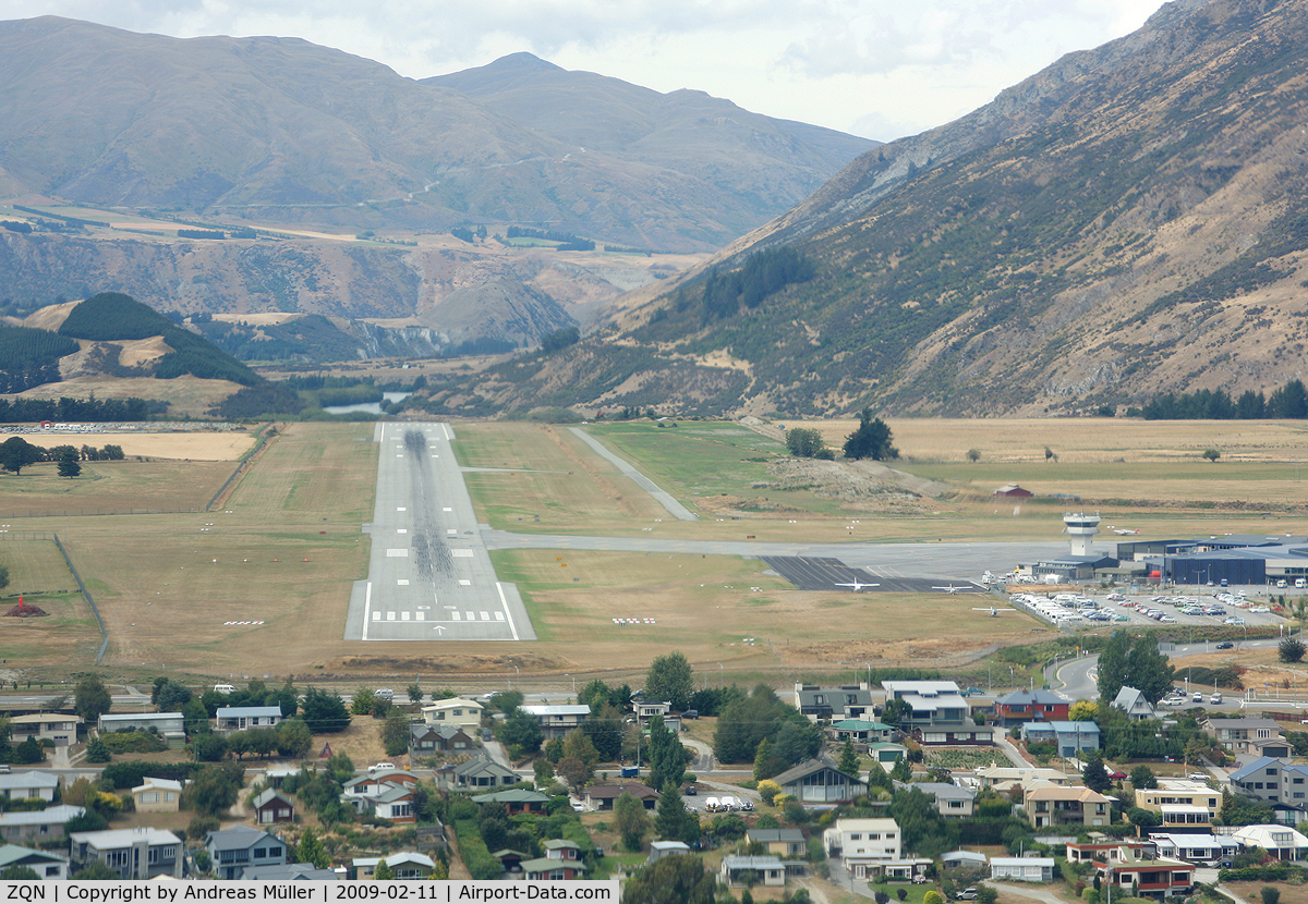 Queenstown Airport, Queenstown New Zealand (ZQN) - On final.