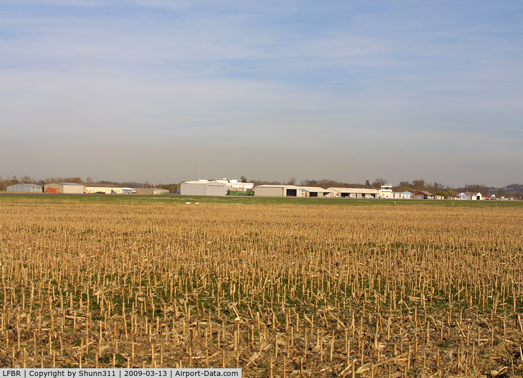 Muret Airport, Lherm Airport France (LFBR) - Complete view of this airfield