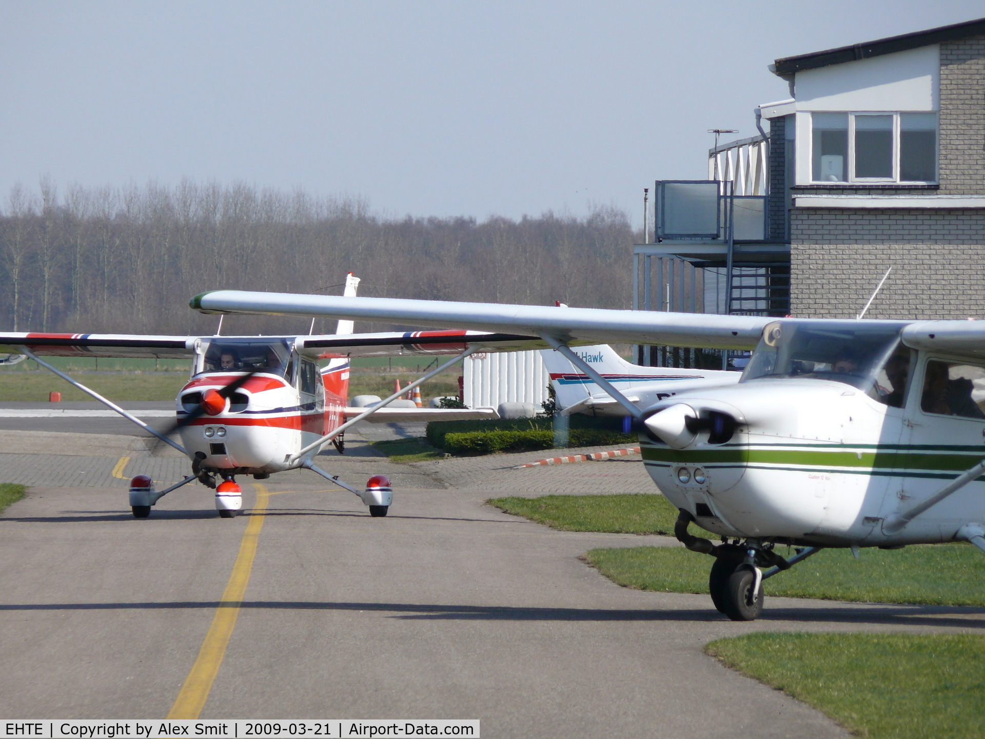 Teuge International Airport, Deventer Netherlands (EHTE) - Traffic at Teuge Airport