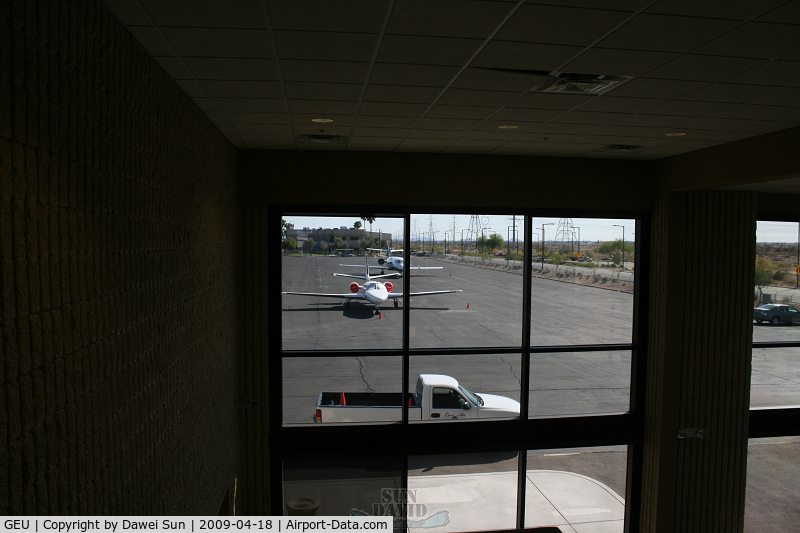 Glendale Municipal Airport (GEU) - lux air