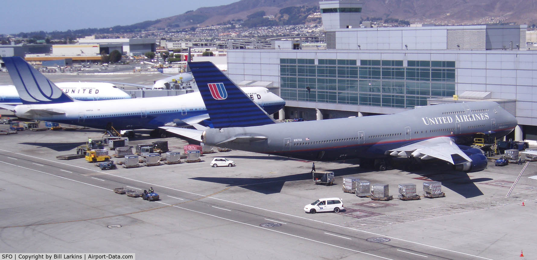 San Francisco International Airport (SFO) - United 747s
