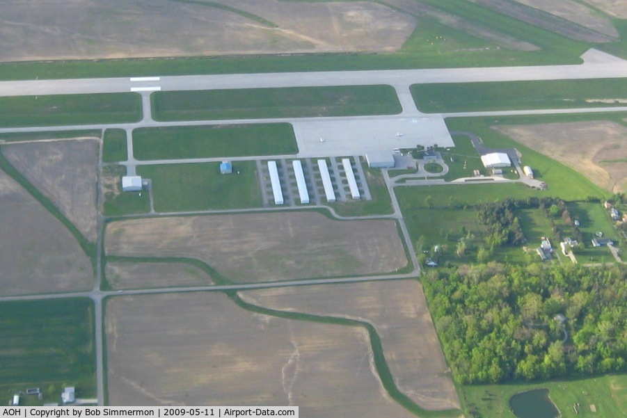 Lima Allen County Airport (AOH) - Looking north