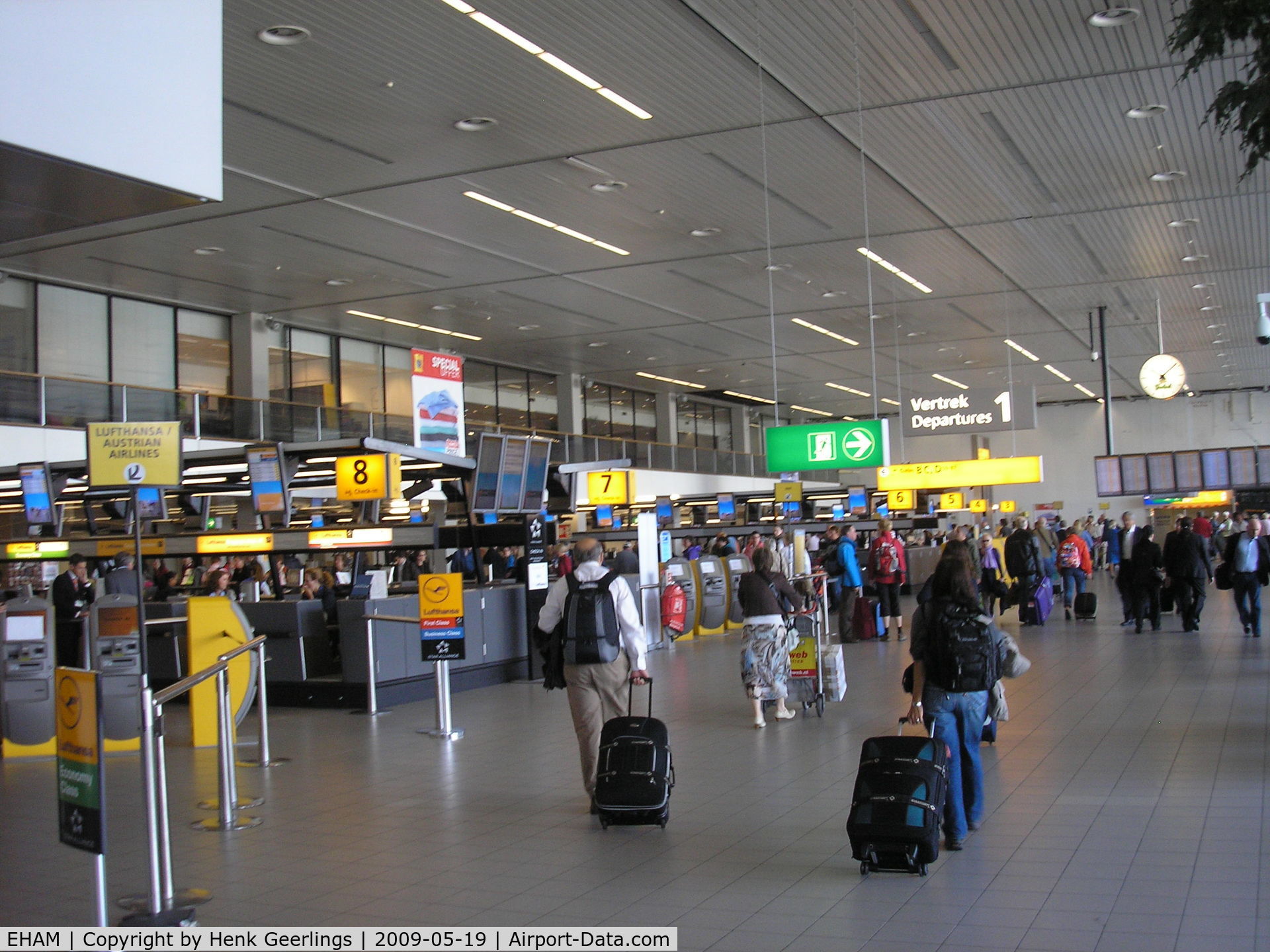 Amsterdam Schiphol Airport, Haarlemmermeer, near Amsterdam Netherlands (EHAM) - Schiphol , Terminal 1 , check in area