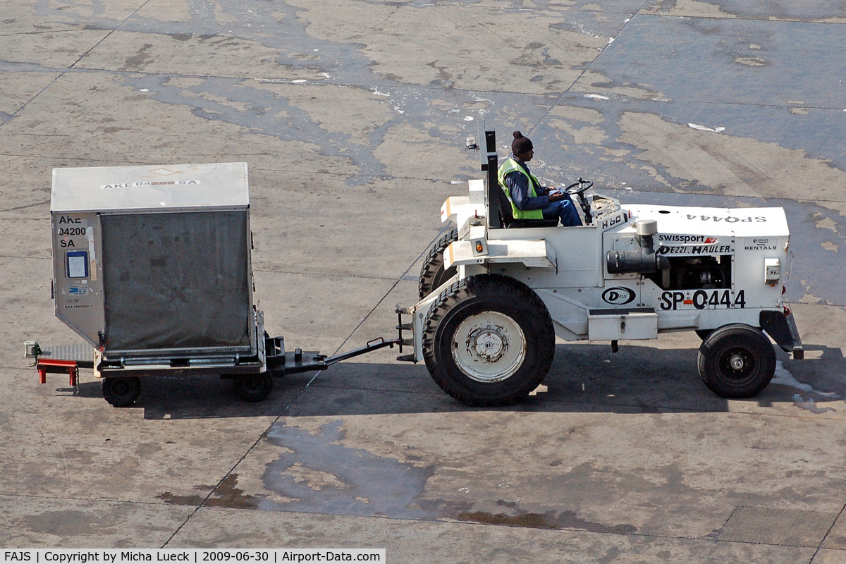 OR Tambo International Airport, Johannesburg South Africa (FAJS) - At Jo'burg