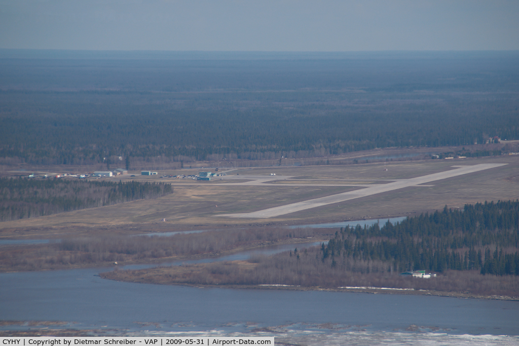 Hay River Airport, Hay River, Northwest Territories Canada (CYHY) - Approaching Hay River
