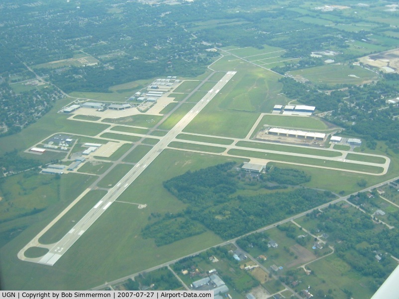 Waukegan Regional Airport (UGN) - Looking south from 3500'