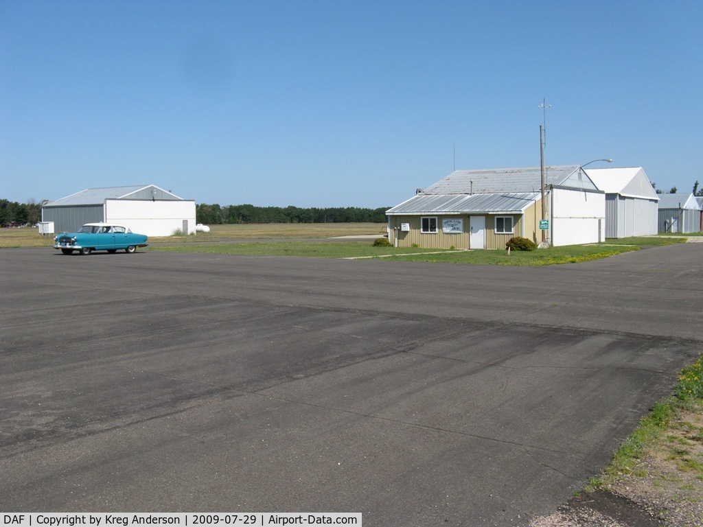 Necedah Airport (DAF) - A small, quaint, nice little airport here in Necedah, WI. Looks like a nice rest stop.