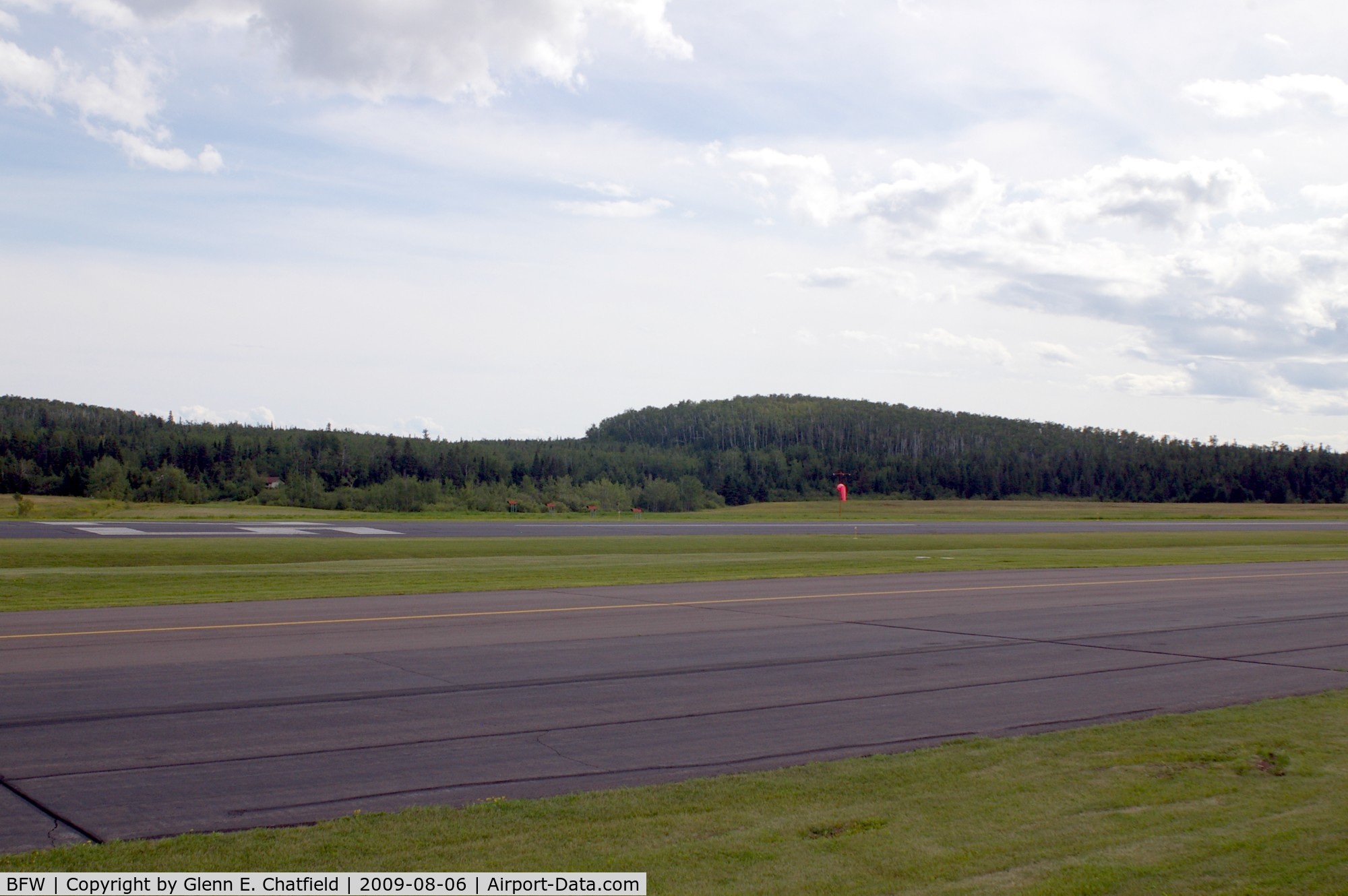 Silver Bay Municipal Airport (BFW) - Approach end of Runway 25