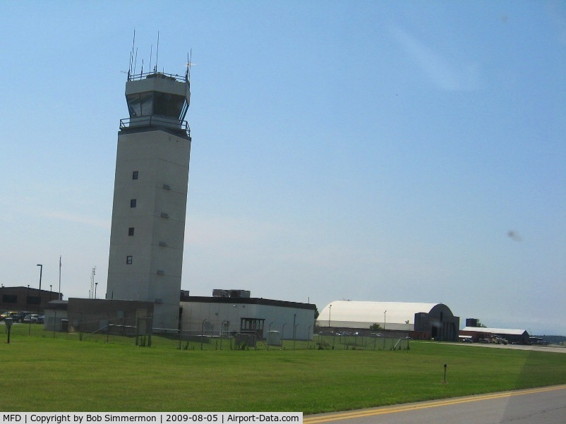 Mansfield Lahm Regional Airport (MFD) - Control Tower