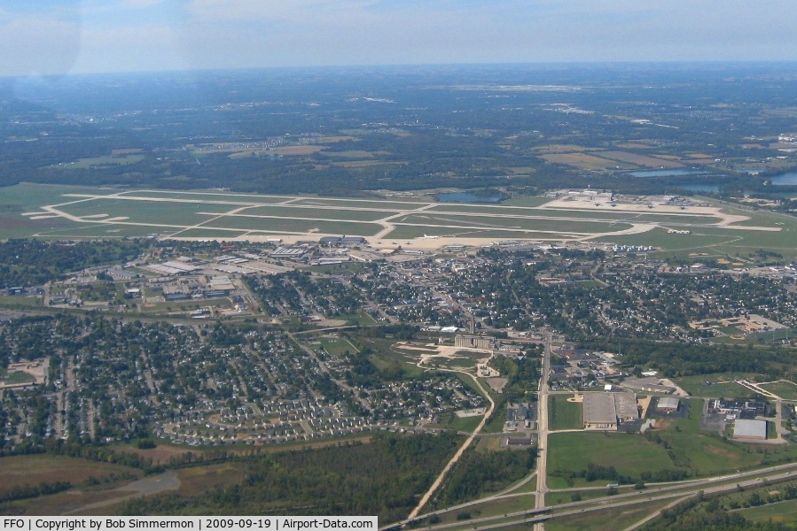 Wright-patterson Afb Airport (FFO) - Looking NW