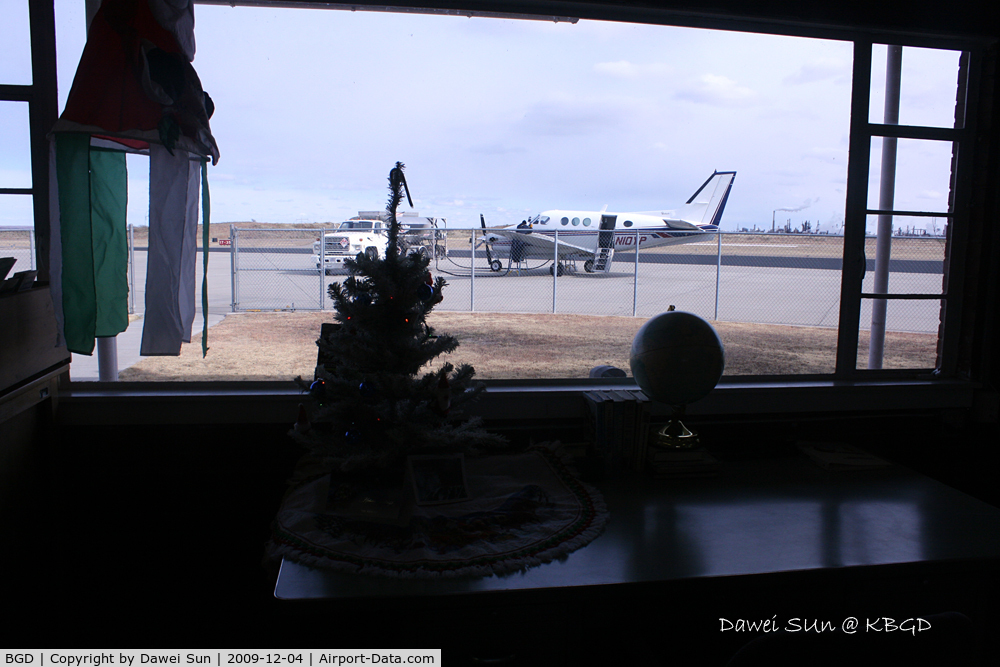 Hutchinson County Airport (BGD) - KBGD