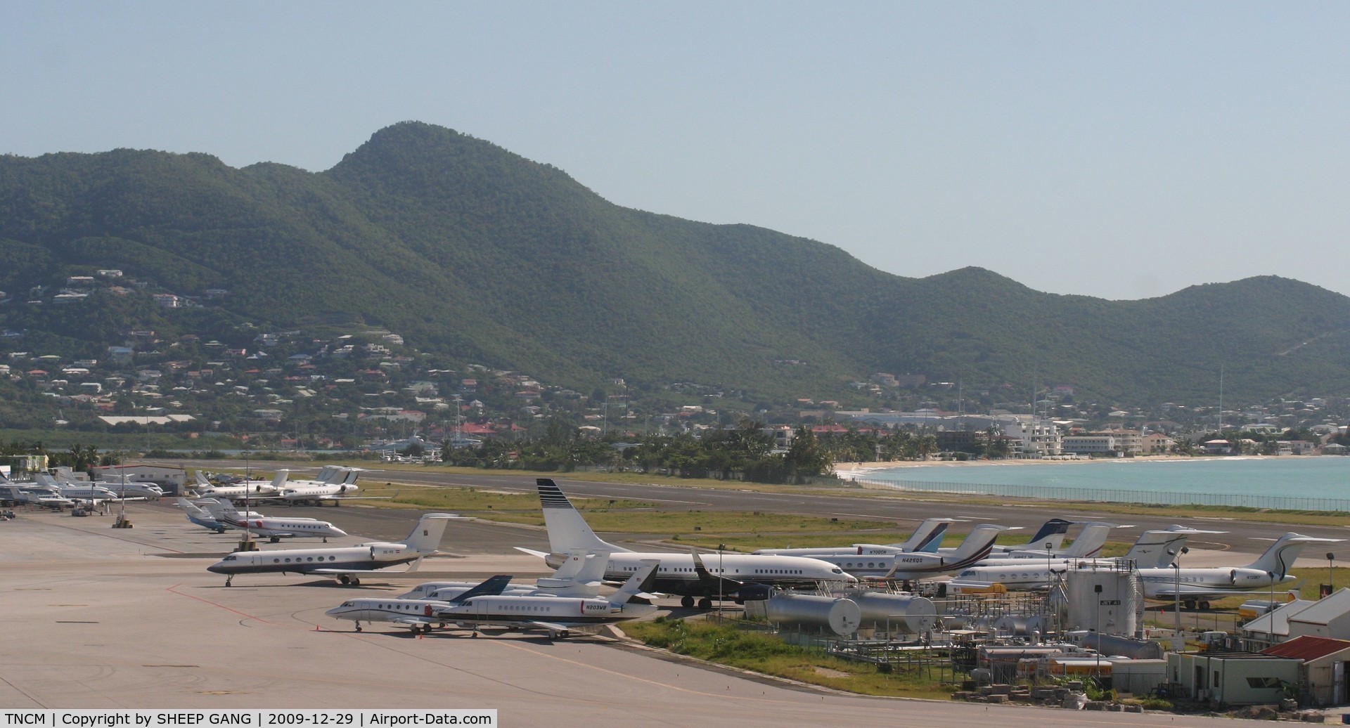 Princess Juliana International Airport, Philipsburg, Sint Maarten Netherlands Antilles (TNCM) - Just over looking the main ramp