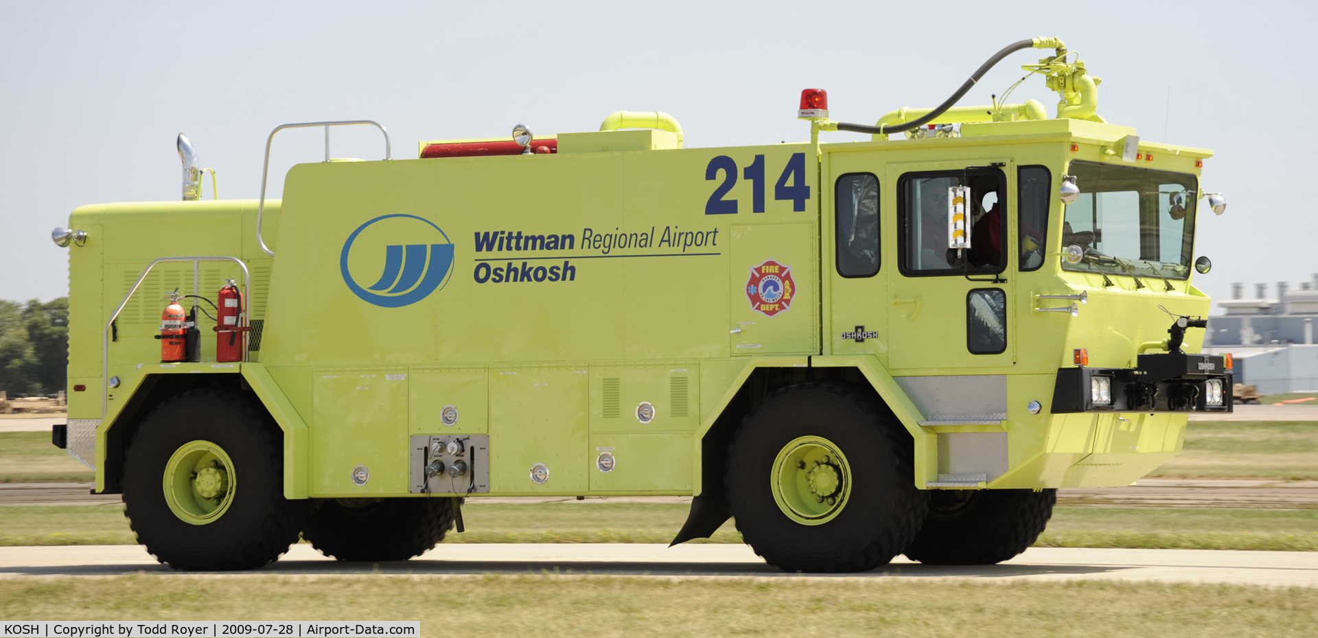 Wittman Regional Airport (OSH) - EAA AIRVENTURE 2009
