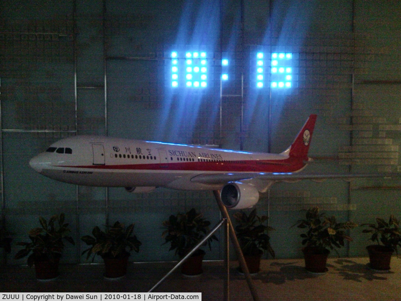 Chengdu Shuangliu International Airport, Chengdu, Sichuan China (ZUUU) - Sichuan Airliners base