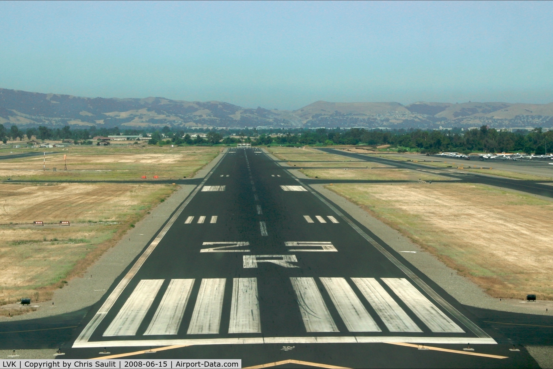 Livermore Municipal Airport (LVK) - Short final, runway 25R.