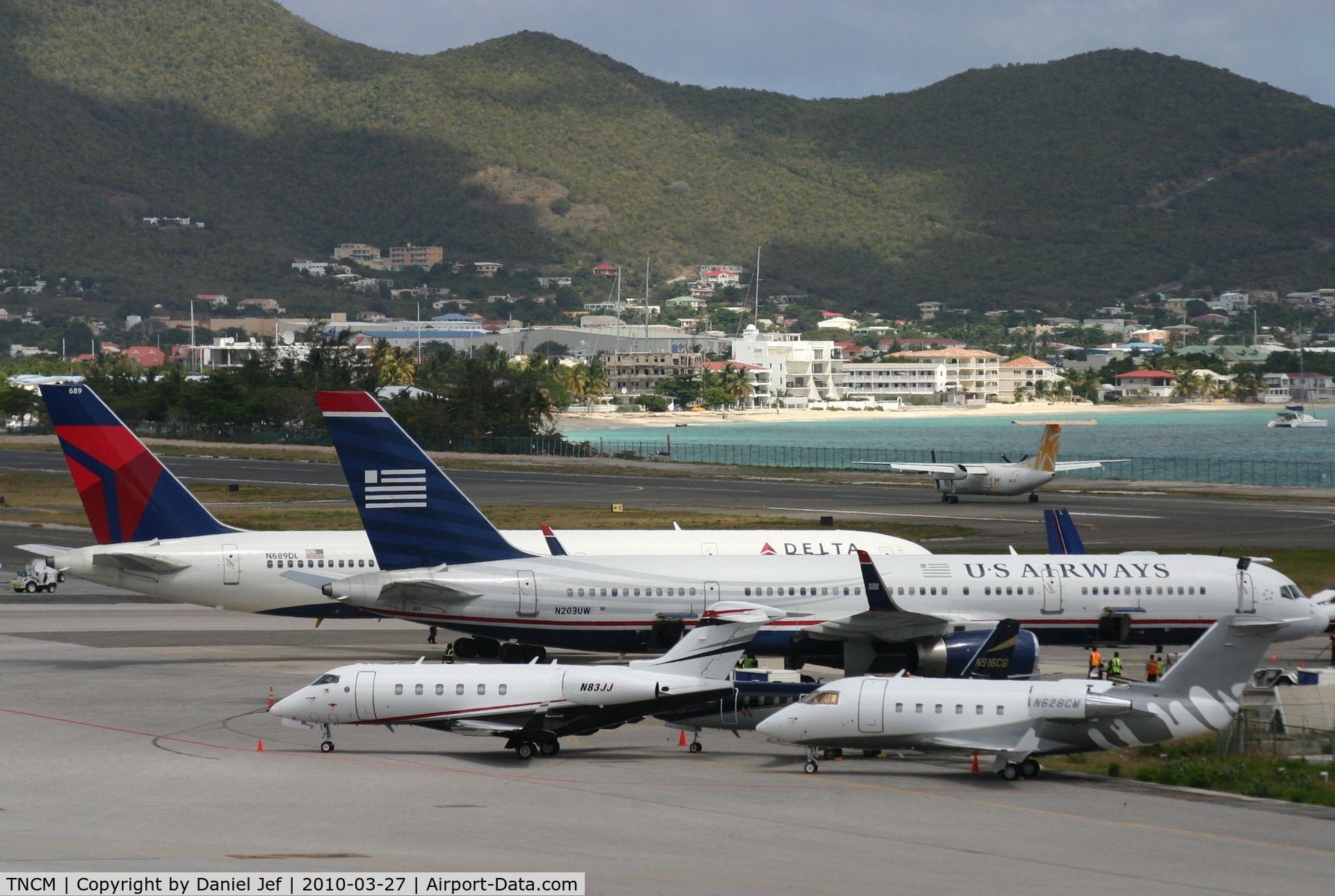 Princess Juliana International Airport, Philipsburg, Sint Maarten Netherlands Antilles (TNCM) - The bravo ramp cant take no more!!!!!