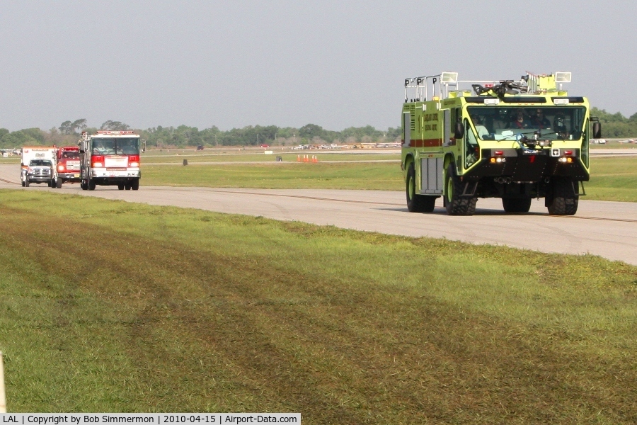 Lakeland Linder Regional Airport (LAL) - No emergency - just moving up the taxiway at Lakeland, FL during Sun N Fun 2010.