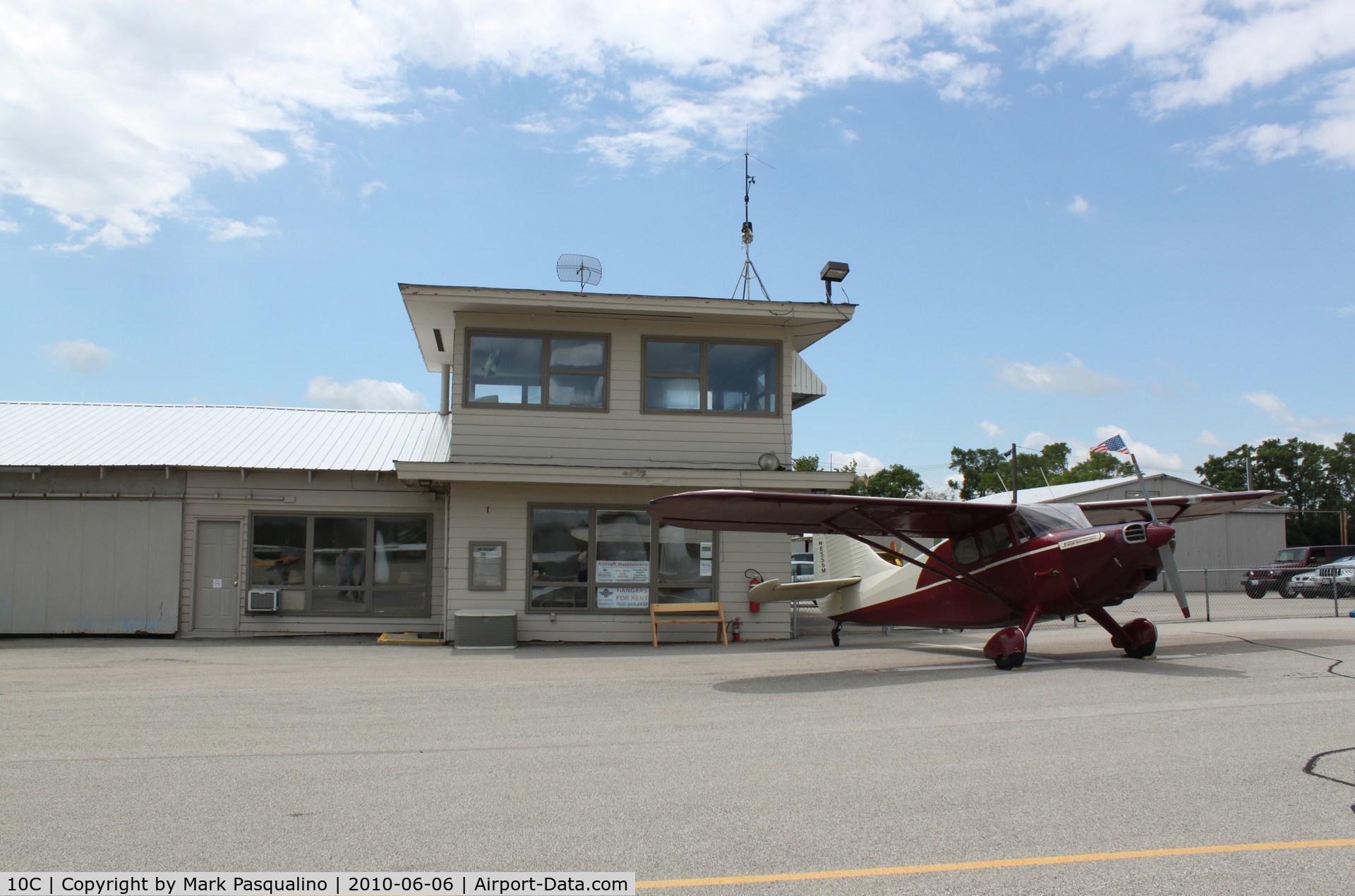 Galt Field Airport (10C) - Executive Terminal