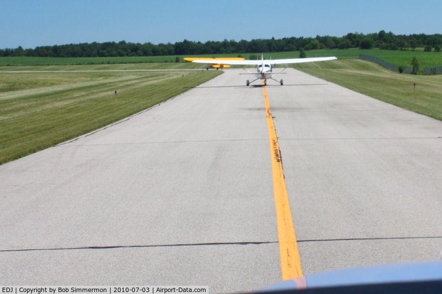Bellefontaine Regional Airport (EDJ) - Lining up for departure RWY 25.