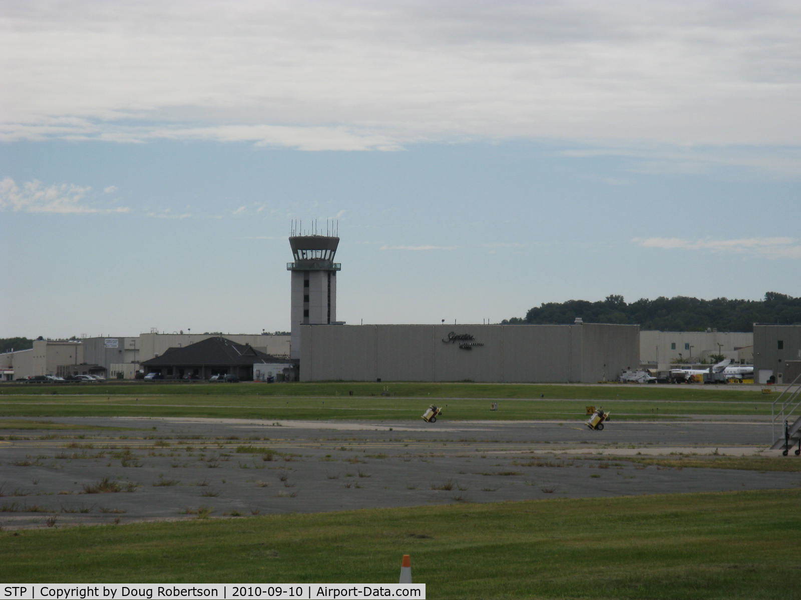 St Paul Downtown Holman Fld Airport (STP) - STP New Air Traffic Control Tower