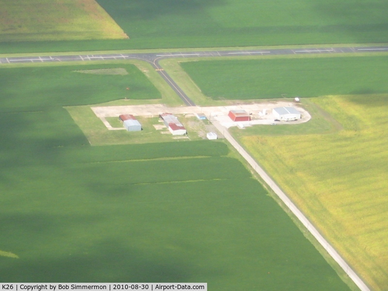 Carrollton Memorial Airport (K26) - Looking west