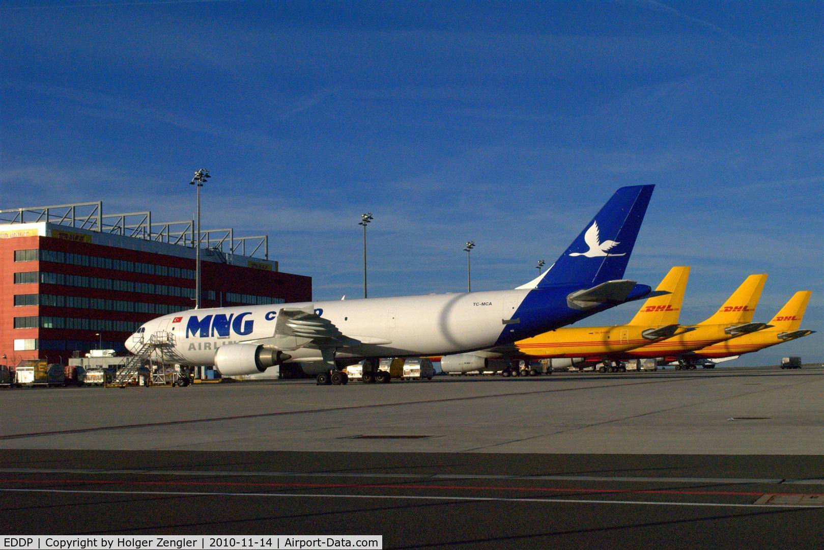 Leipzig/Halle Airport, Leipzig/Halle Germany (EDDP) - Leipzig galanty show on aircrafts.