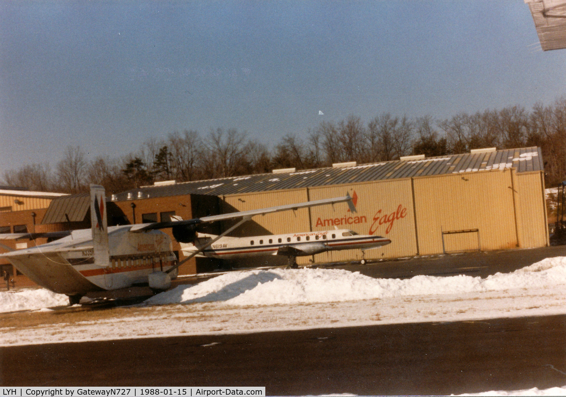 Lynchburg Rgnl/preston Glenn Fld Airport (LYH) - The day AVAir declared bankruptcy.