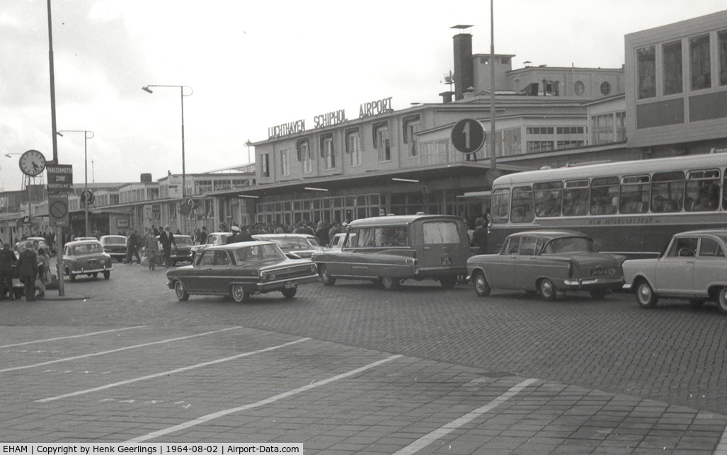 Amsterdam Schiphol Airport, Haarlemmermeer, near Amsterdam Netherlands (EHAM) - Schiphol , 02 Aug 1964

Scan from photo