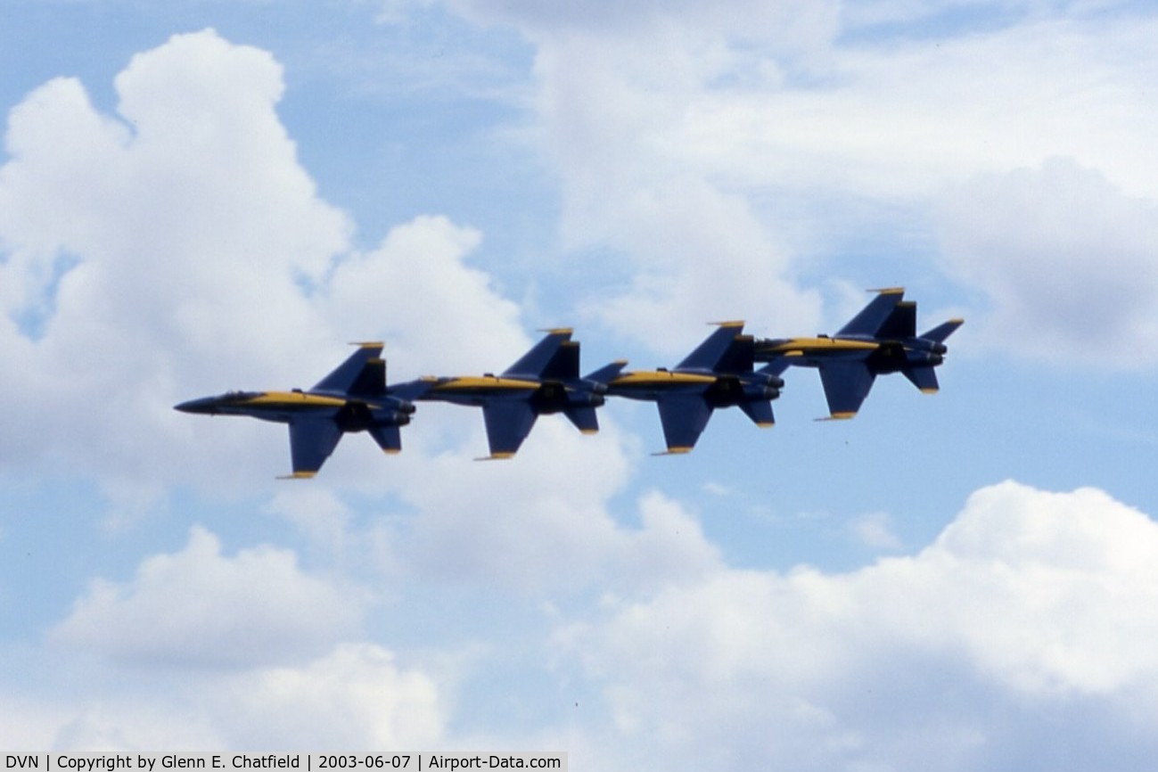 Davenport Municipal Airport (DVN) - Blue Angels at the Quad Cities Air Show
