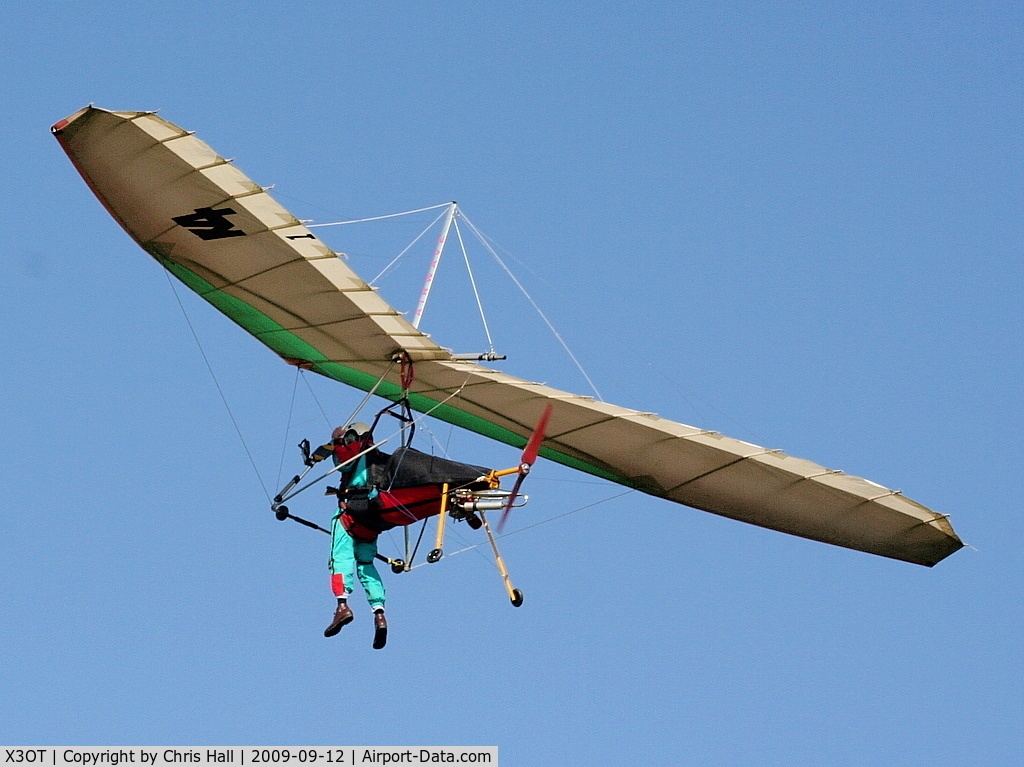 X3OT Airport - Foot launched powered hang glider
