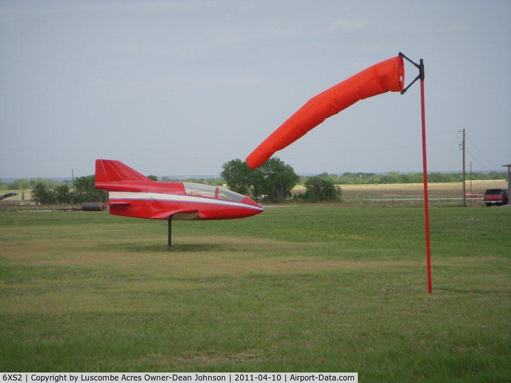 Luscombe Acres Airport (6XS2) - Luscombe Acres Photo Of Windsock and Tetrahedron 2011