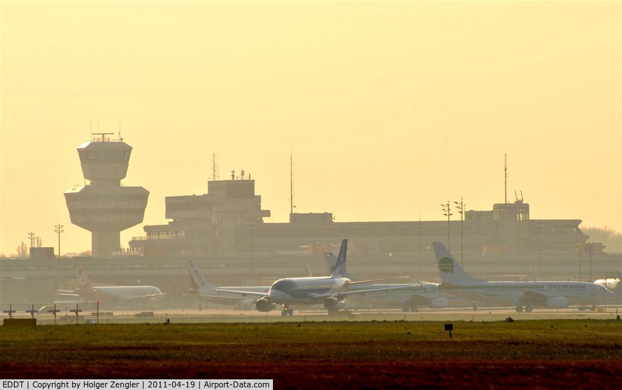 Tegel International Airport (closing in 2011), Berlin Germany (EDDT) - Morning traffic at TXL.
