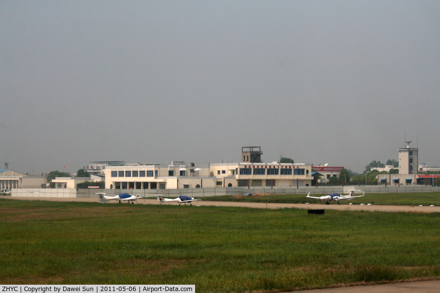 Yichang Airport, Yichang, Hubei China (ZHYC) - Hainan airlines fly school base