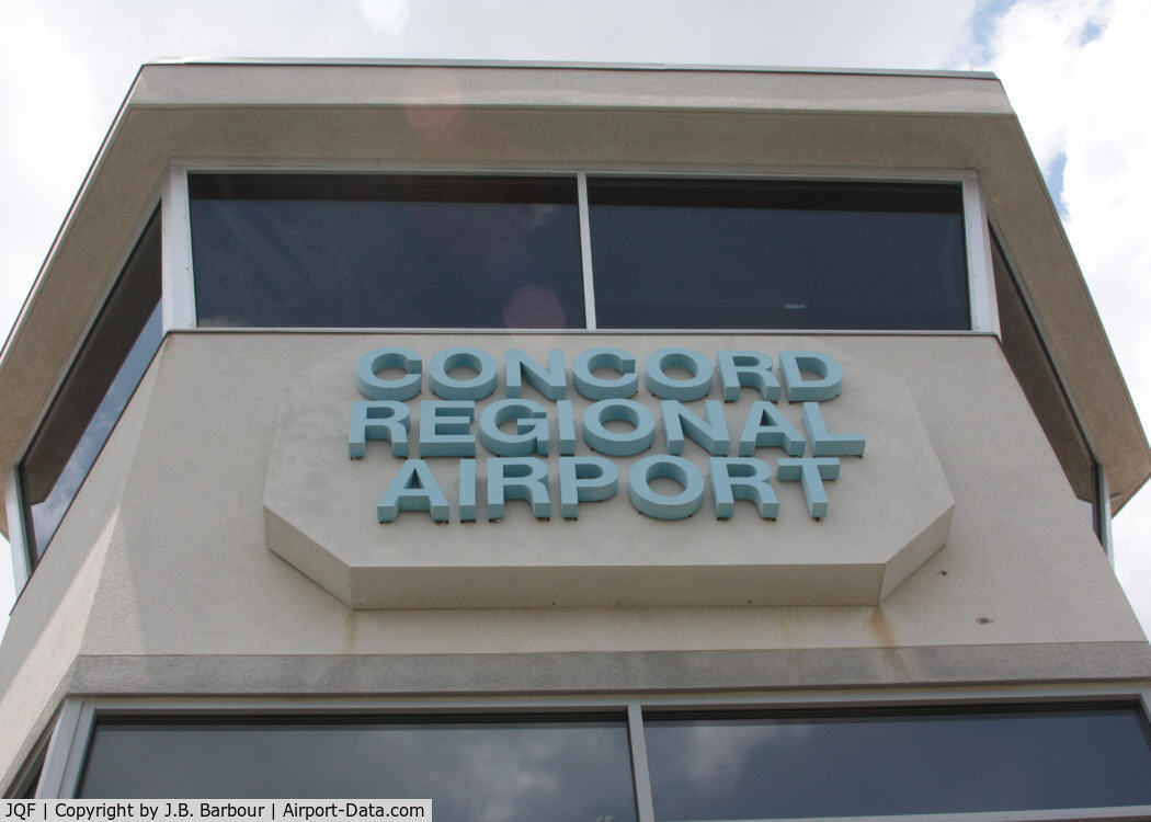 Concord Regional Airport (JQF) - The staff was outstanding, clean location too. To be a large AP like this, it was nice to feel at home.