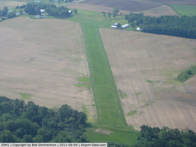 Morningstar North Airport (3OH1) - Looking SE from 2500'