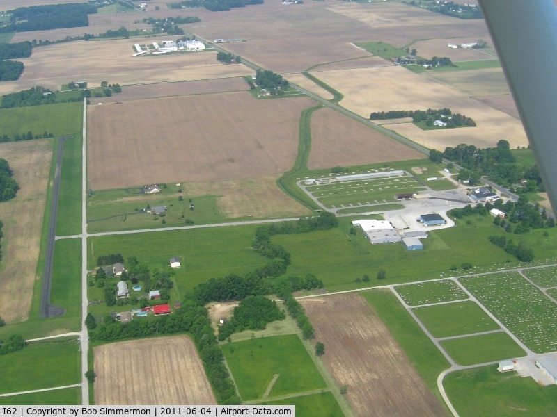 Brookville Air-park Airport (I62) - Looking west