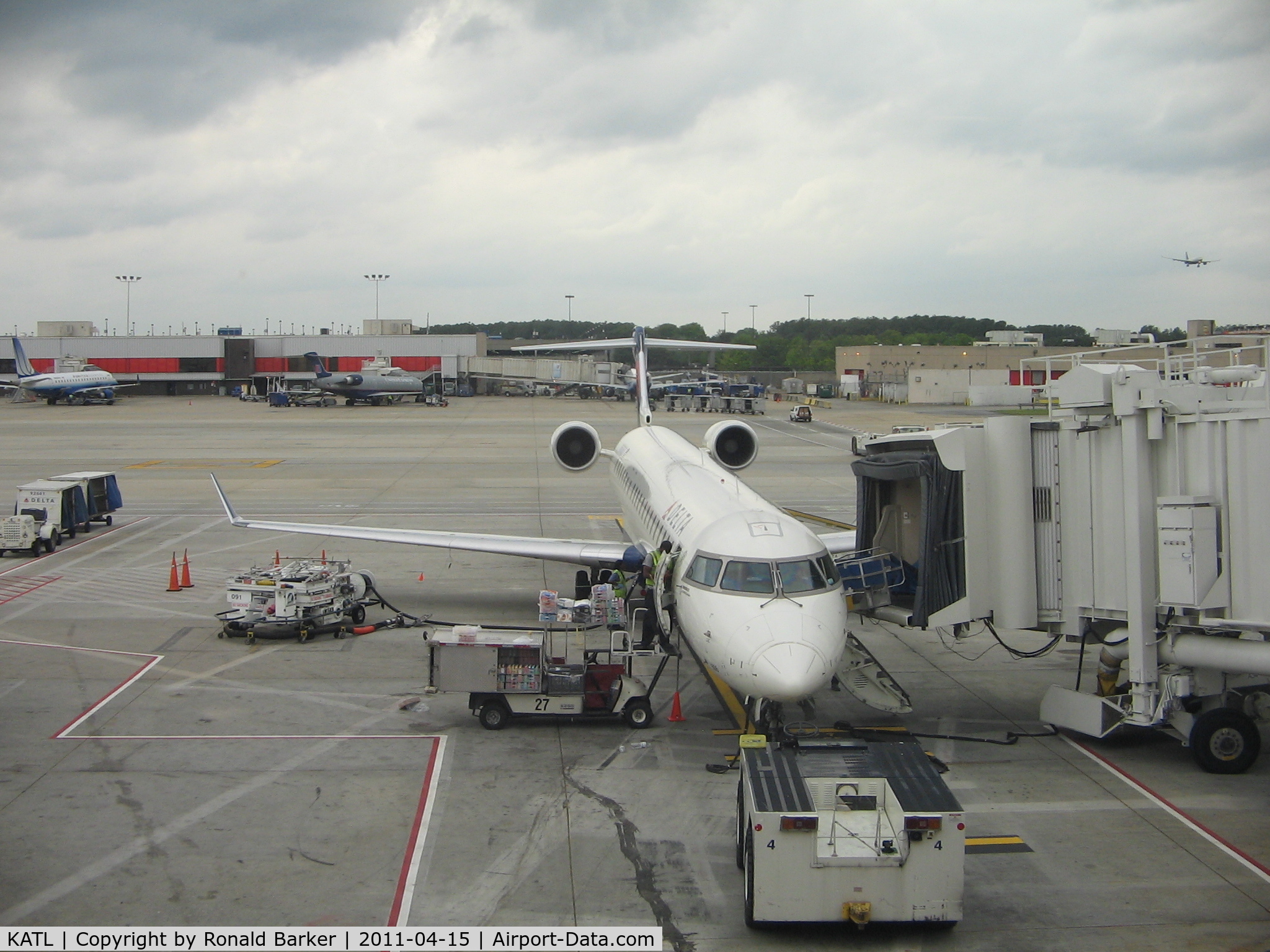 Hartsfield - Jackson Atlanta International Airport (ATL) - Delta at the gate