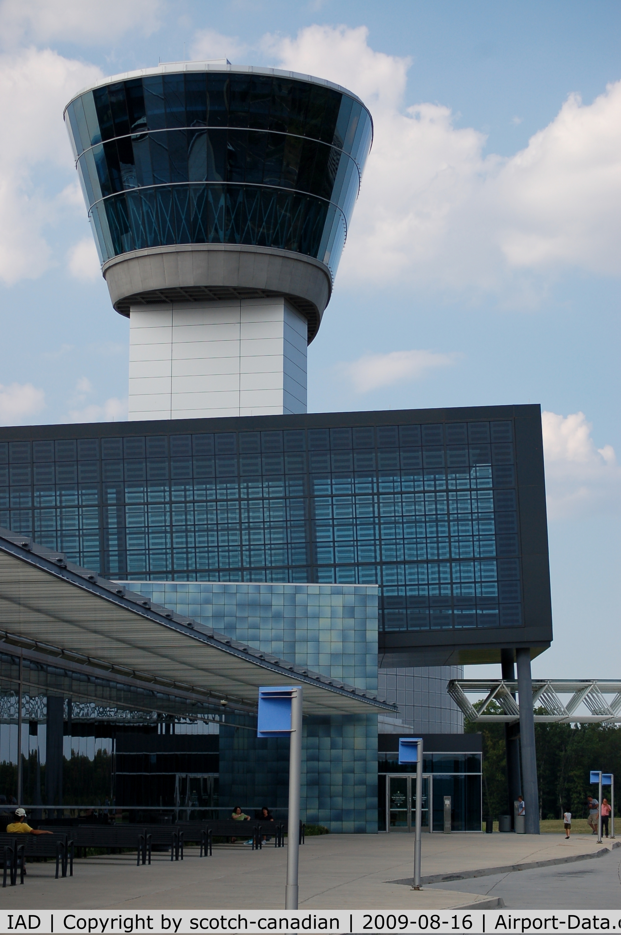 Washington Dulles International Airport (IAD) - Steven F. Udvar-Hazy Center, Smithsonian National Air and Space Museum, Chantilly, VA