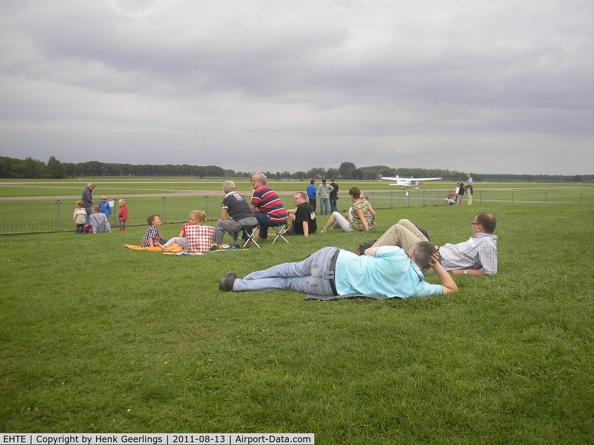 Teuge International Airport, Deventer Netherlands (EHTE) - Spotters Area  Teuge Airport