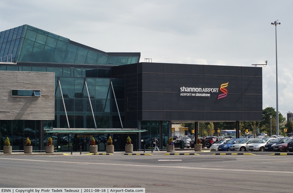 Shannon Airport, Shannon, County Clare Ireland (EINN) - Terminal
