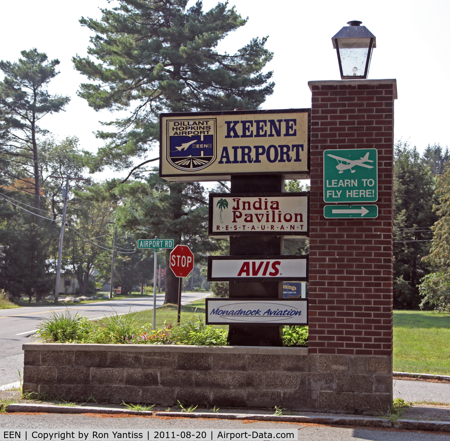 Dillant-hopkins Airport (EEN) - Entrance to the main terminal at Dillant-Hopkins Airport, Keene, NH