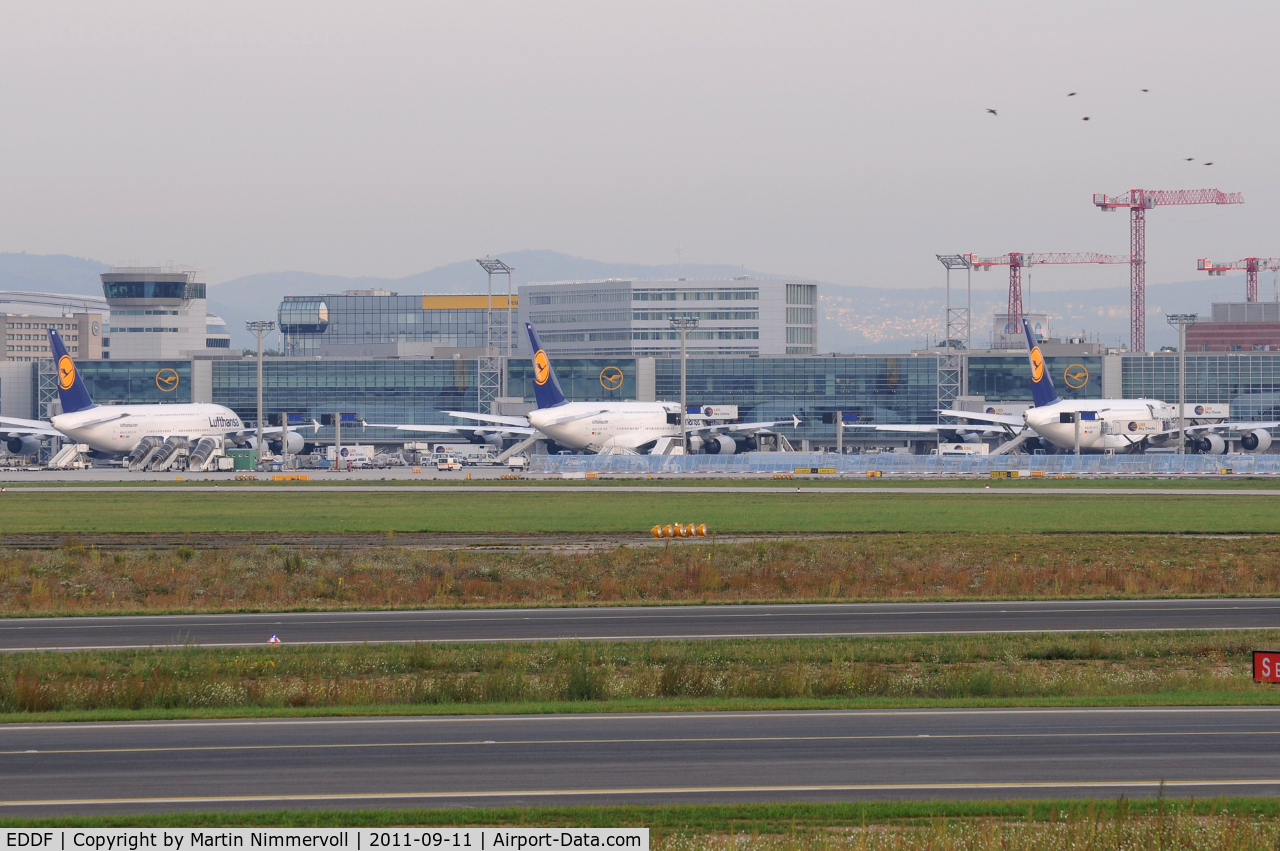 Frankfurt International Airport, Frankfurt am Main Germany (EDDF) - D-AIMG, D-AIMA, D-AIMB