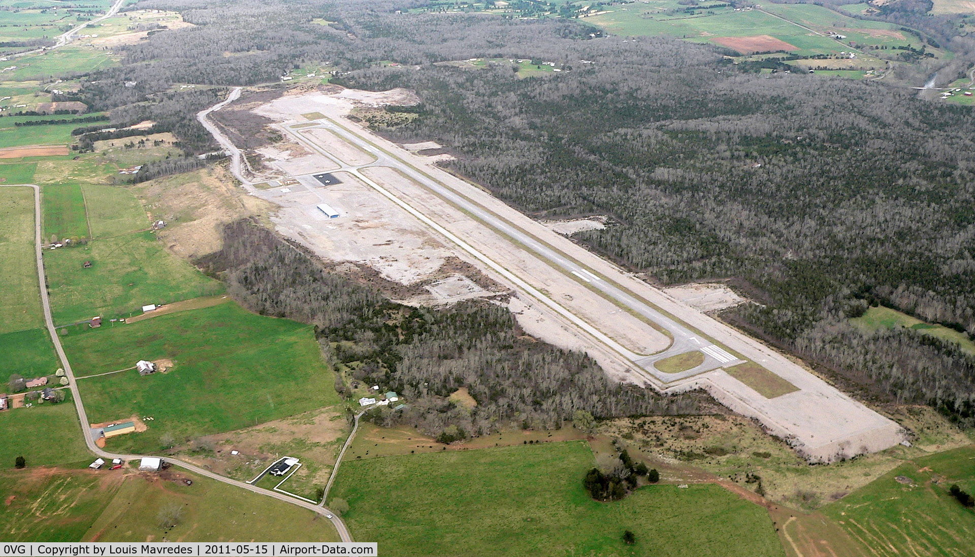 Lee County Airport (0VG) - Lee County/Jonesville, Va. Airport