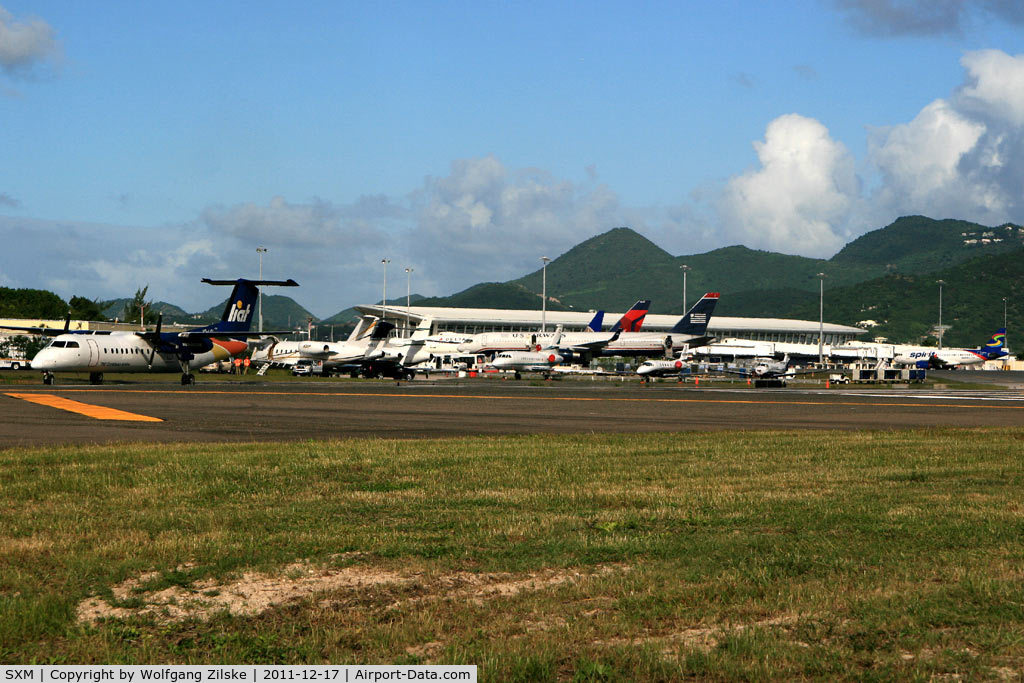 Princess Juliana International Airport, Philipsburg, Sint Maarten Netherlands Antilles (SXM) - Apron @ SXM