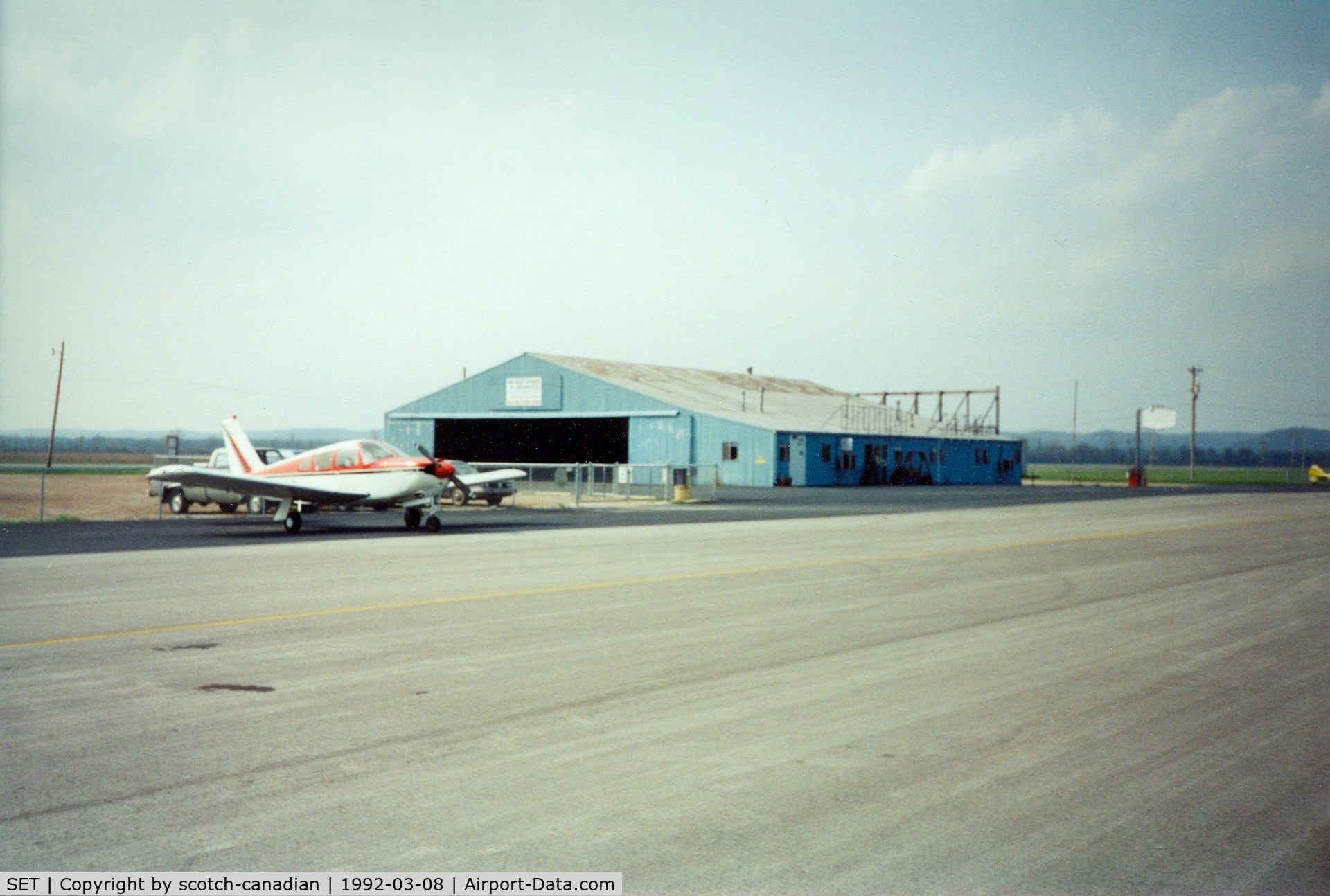 St Charles County Smartt Airport (SET) - Hangar at St. Charles County Smartt Airport, St. Charles, MO. In 1992 the FAA identifier was 3SZ.