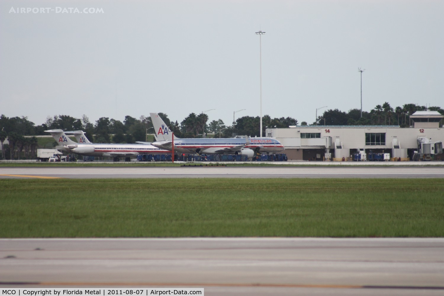 Orlando International Airport (MCO) - Airside 1 with American Airlines